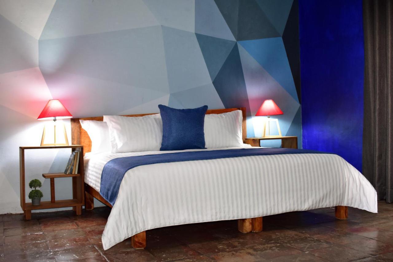 Tlaquepaque Pueblito Hotel Bagian luar foto